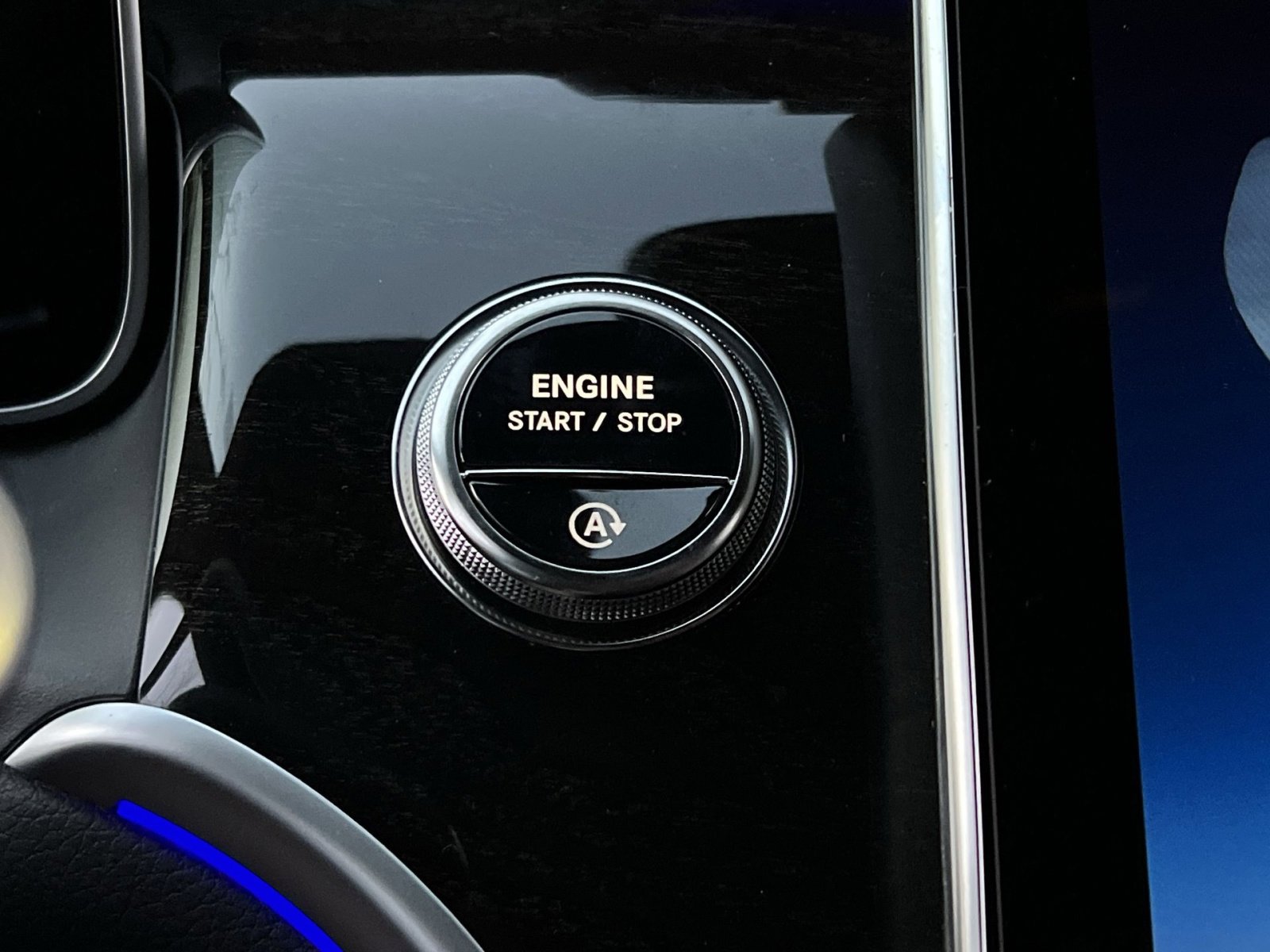 New 2026 Mercedes-Benz GLC 300 4MATIC image 31