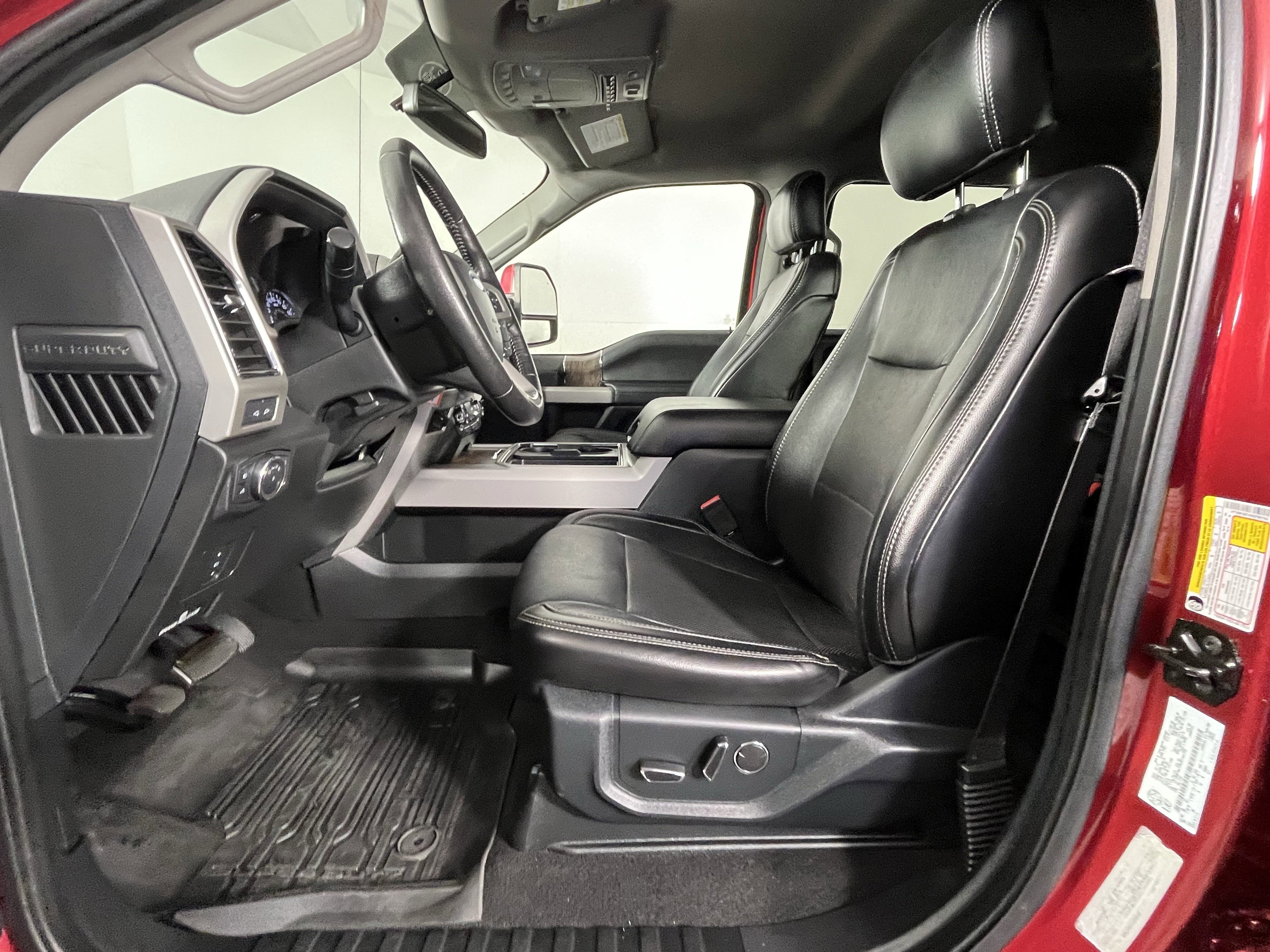 Used 2019 Ford F350 Lariat image 10