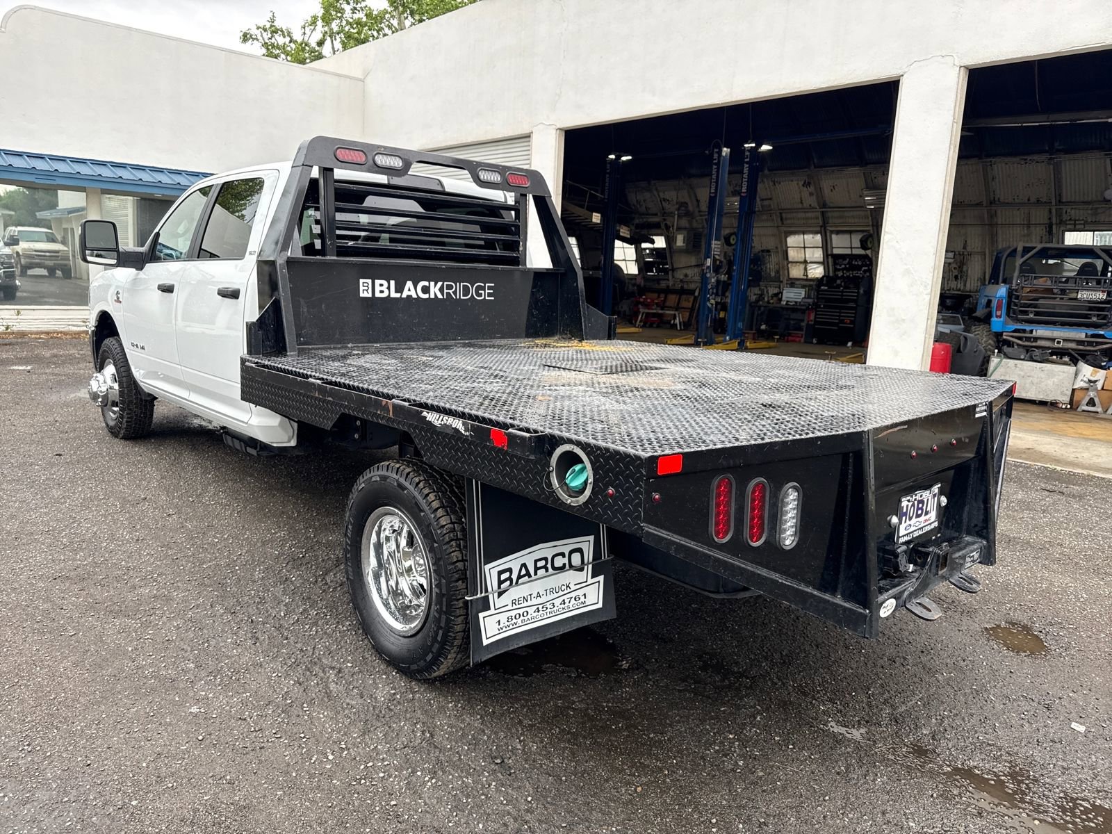 Used 2024 RAM 3500 SLT w/ Quick Order Package 2YG SLT AWD/4WD image 3