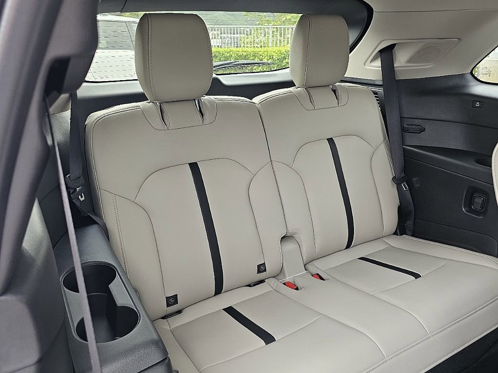 New 2026 MAZDA CX-90 Plug-In Hybrid w/Premium Sport image 22