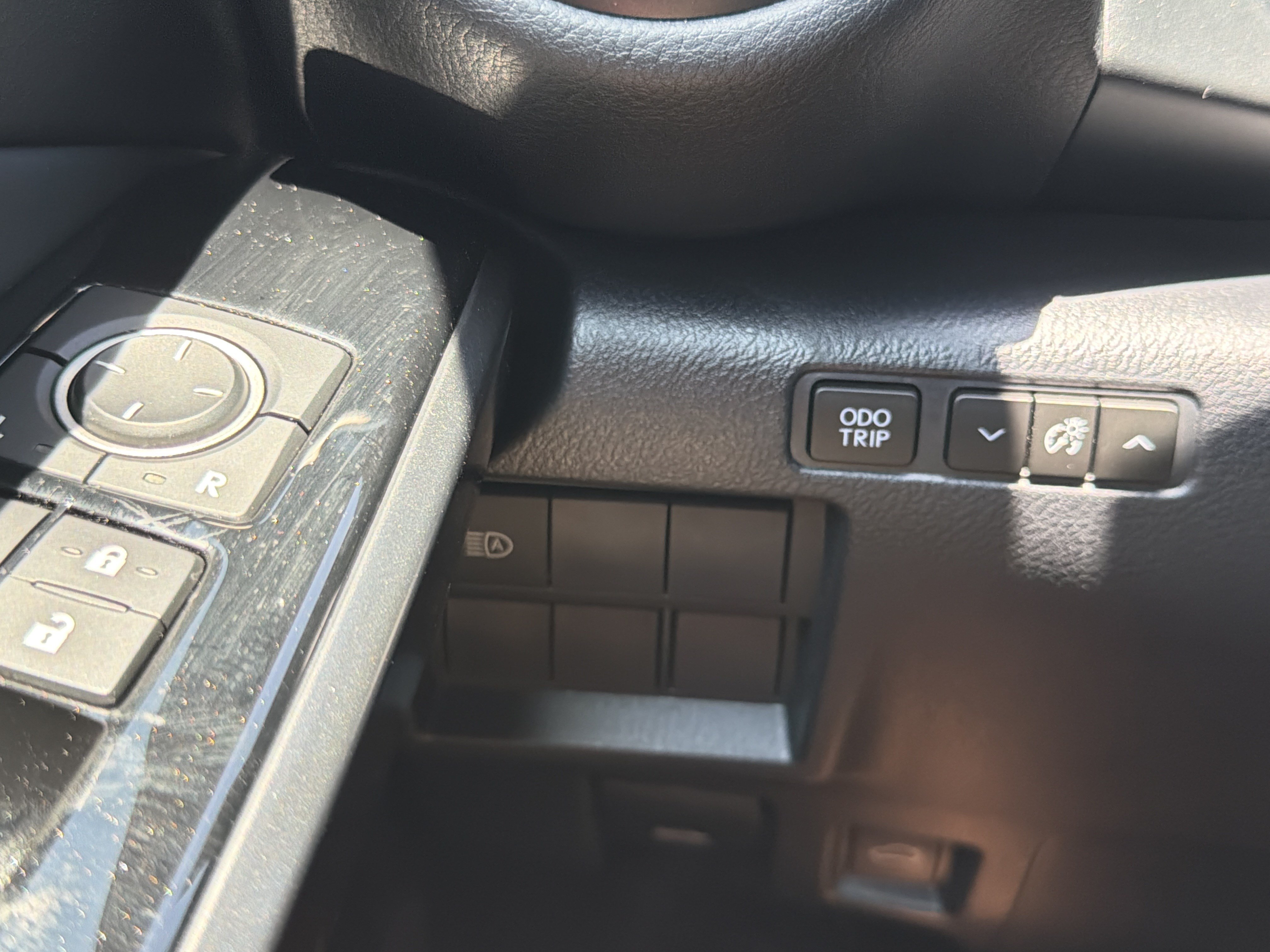 Used 2024 Lexus IS 300 w/ Comfort Package RWD image 13