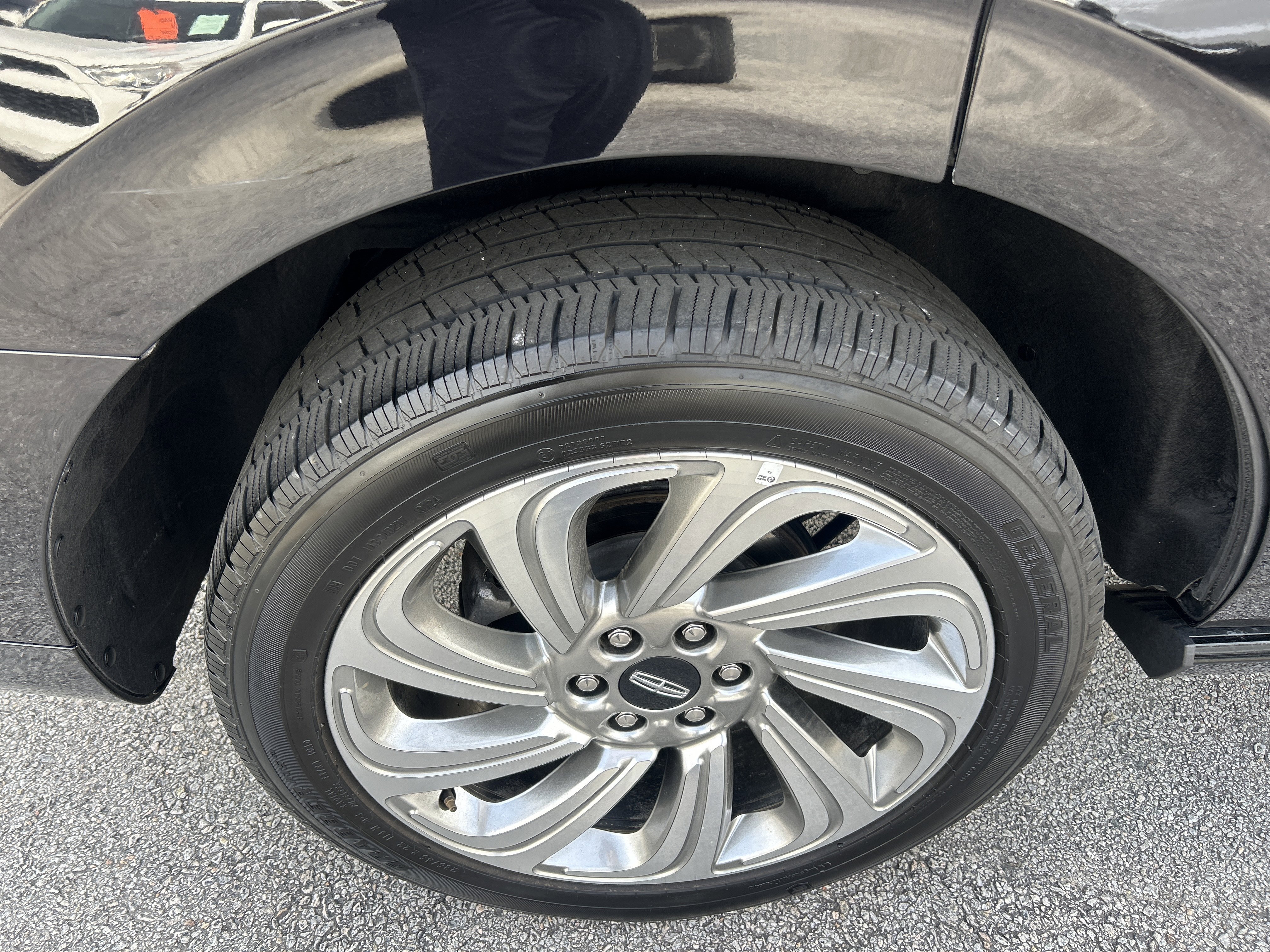 Used 2024 Lincoln Navigator Reserve image 50