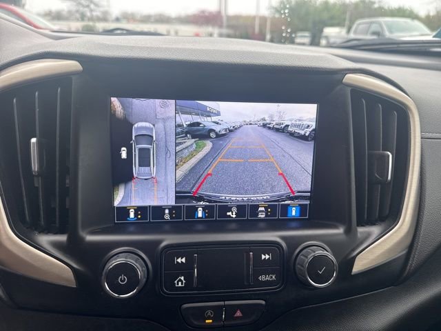 Used 2024 GMC Terrain Denali w/ Denali Premium Package AWD/4WD image 23