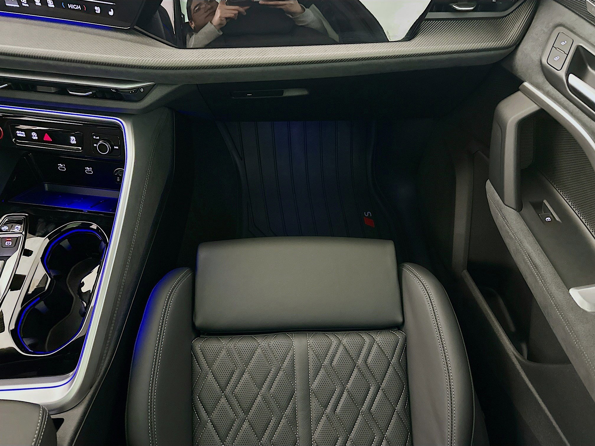 Used 2025 Audi SQ5 Premium Plus w/ Premium Plus Package image 22