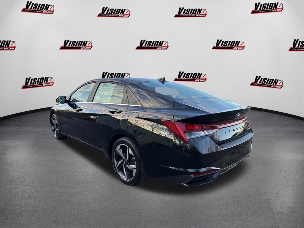 Certified 2023 Hyundai Elantra Limited image 7