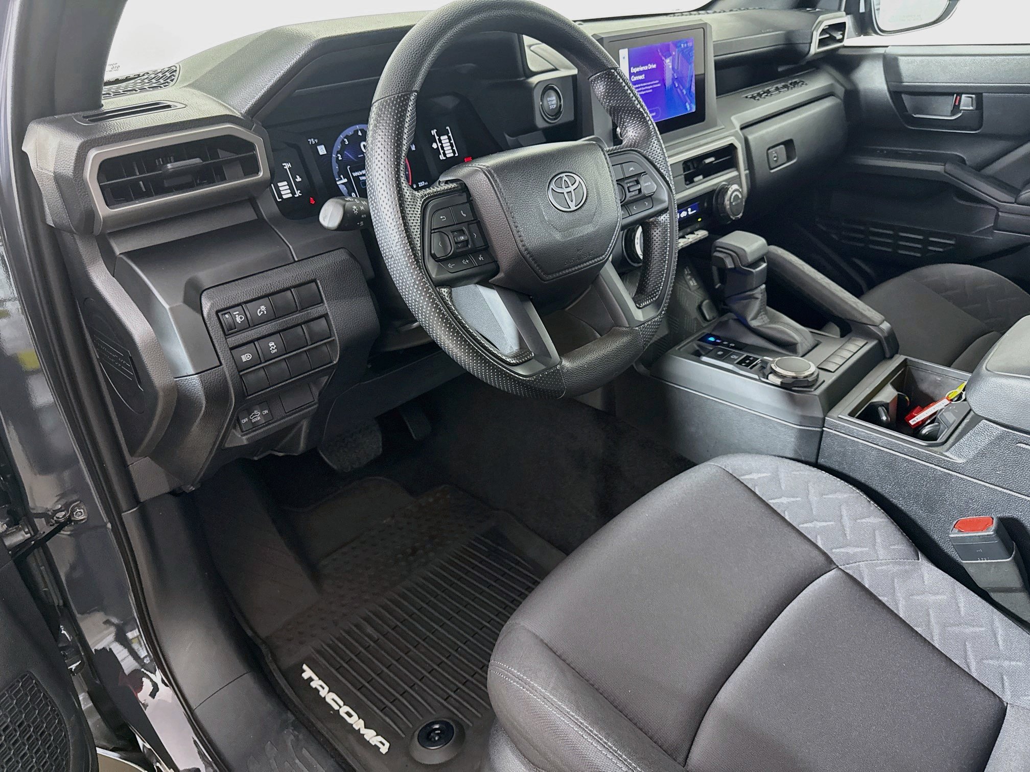 Certified 2024 Toyota Tacoma SR w/ SR Upgrade Package AWD/4WD image 9