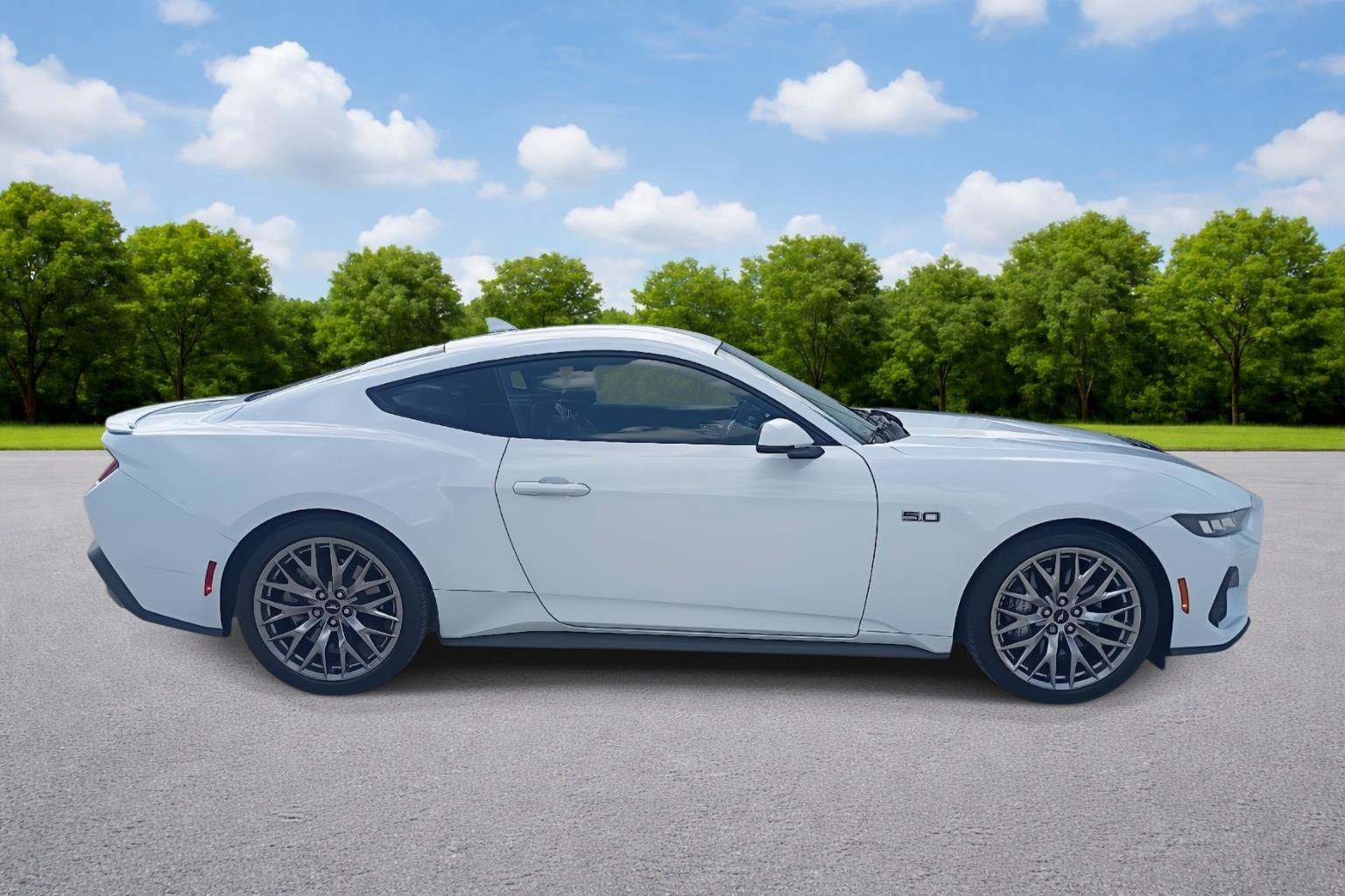 Used 2024 Ford Mustang GT Premium RWD image 8