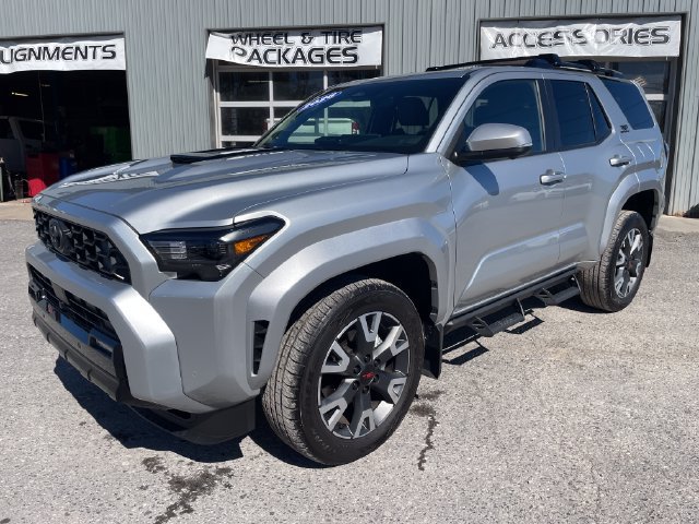 Used 2026 Toyota 4Runner TRD Sport Premium AWD/4WD image 3