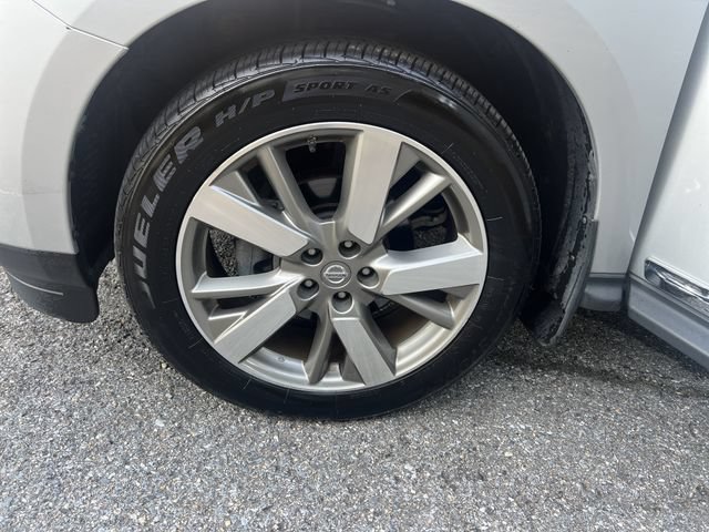 Used 2015 Nissan Pathfinder Platinum w/ Cargo Package AWD/4WD image 21
