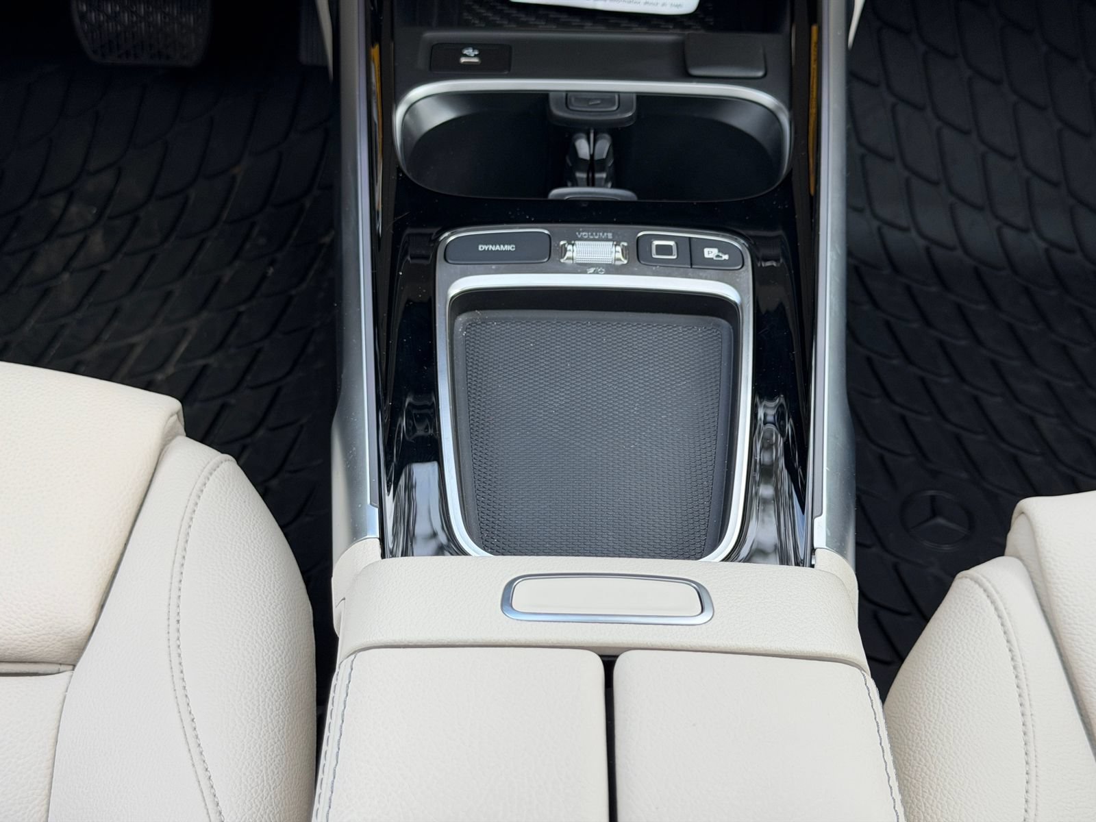 New 2026 Mercedes-Benz GLB 250 image 21