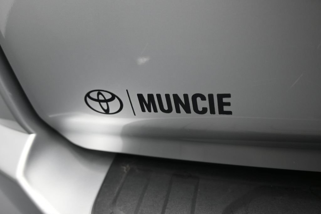 Used 2023 Toyota 4Runner SR5 AWD/4WD image 36