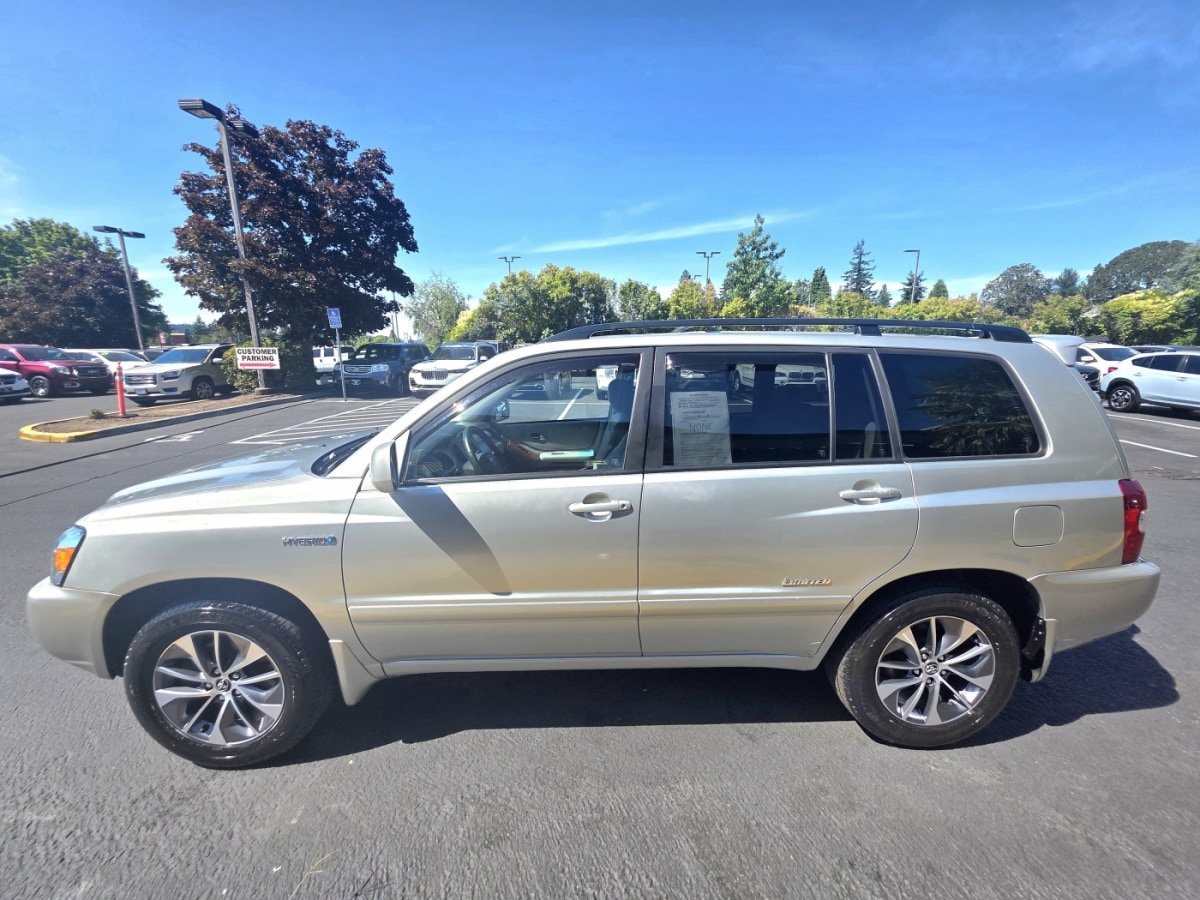 Used 2006 Toyota Highlander Limited AWD/4WD image 2