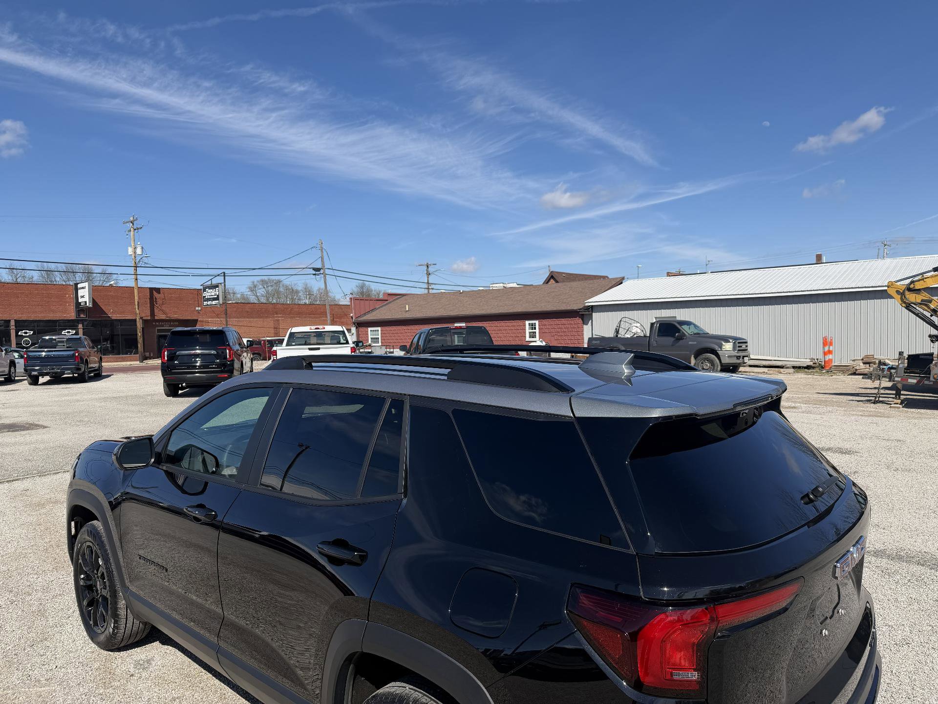 Used 2025 GMC Terrain Elevation w/ Technology Package II image 4