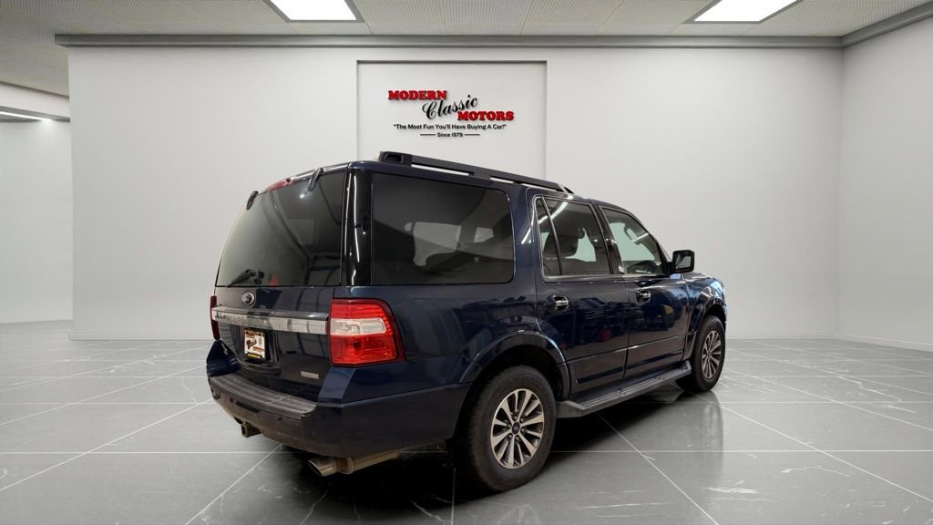 Used 2016 Ford Expedition XLT w/ Equipment Group 202A AWD/4WD image 7