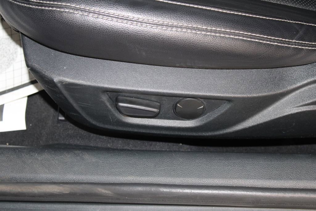 Used 2023 Ford Mustang Premium image 22