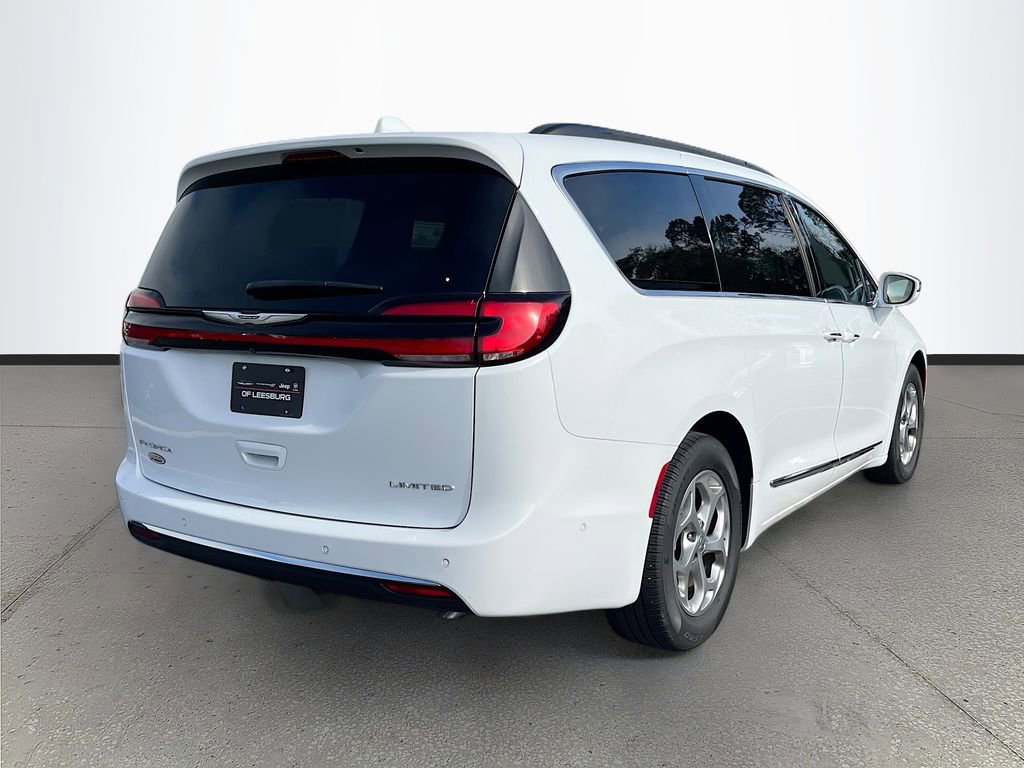Certified 2022 Chrysler Pacifica Limited image 7