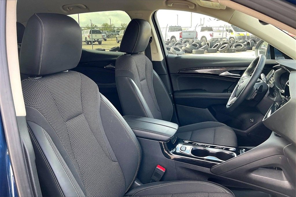 Used 2022 Buick Envision Preferred image 30