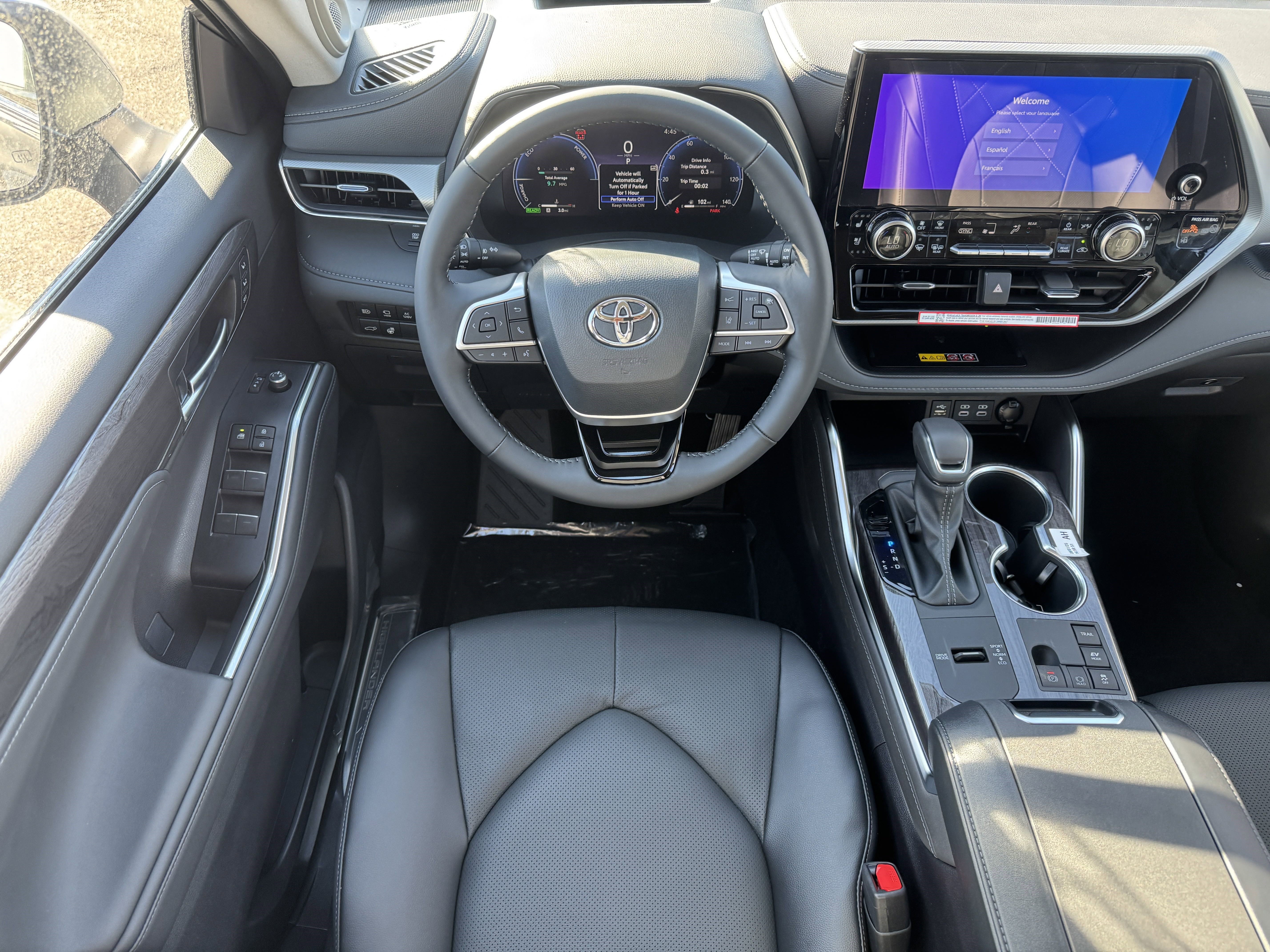 New 2026 Toyota Highlander Platinum AWD/4WD image 17
