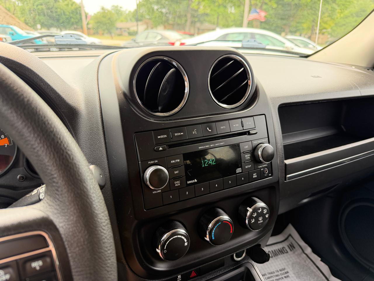 Used 2016 Jeep Patriot Sport FWD image 21