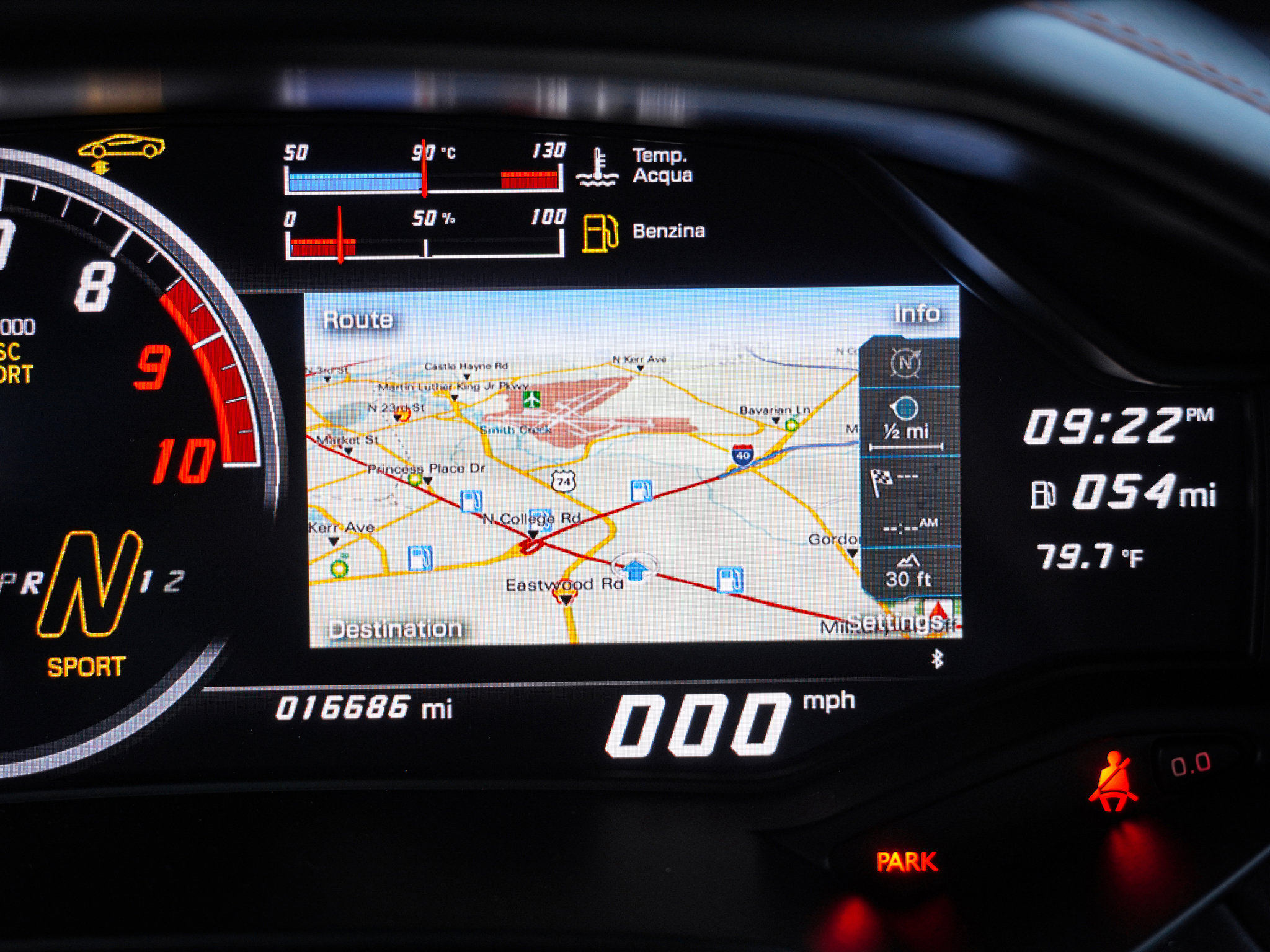 Used 2019 Lamborghini Huracan LP 580-2 RWD image 23