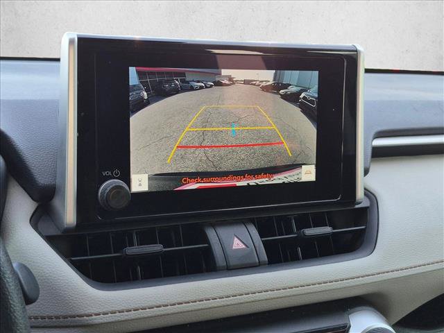 Used 2025 Toyota RAV4 XLE w/ Convenience Package FWD image 13