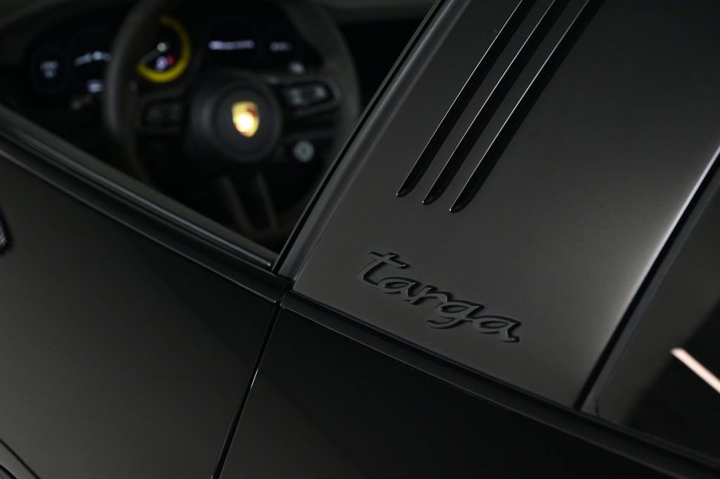 Certified 2023 Porsche 911 Targa 4 GTS image 28