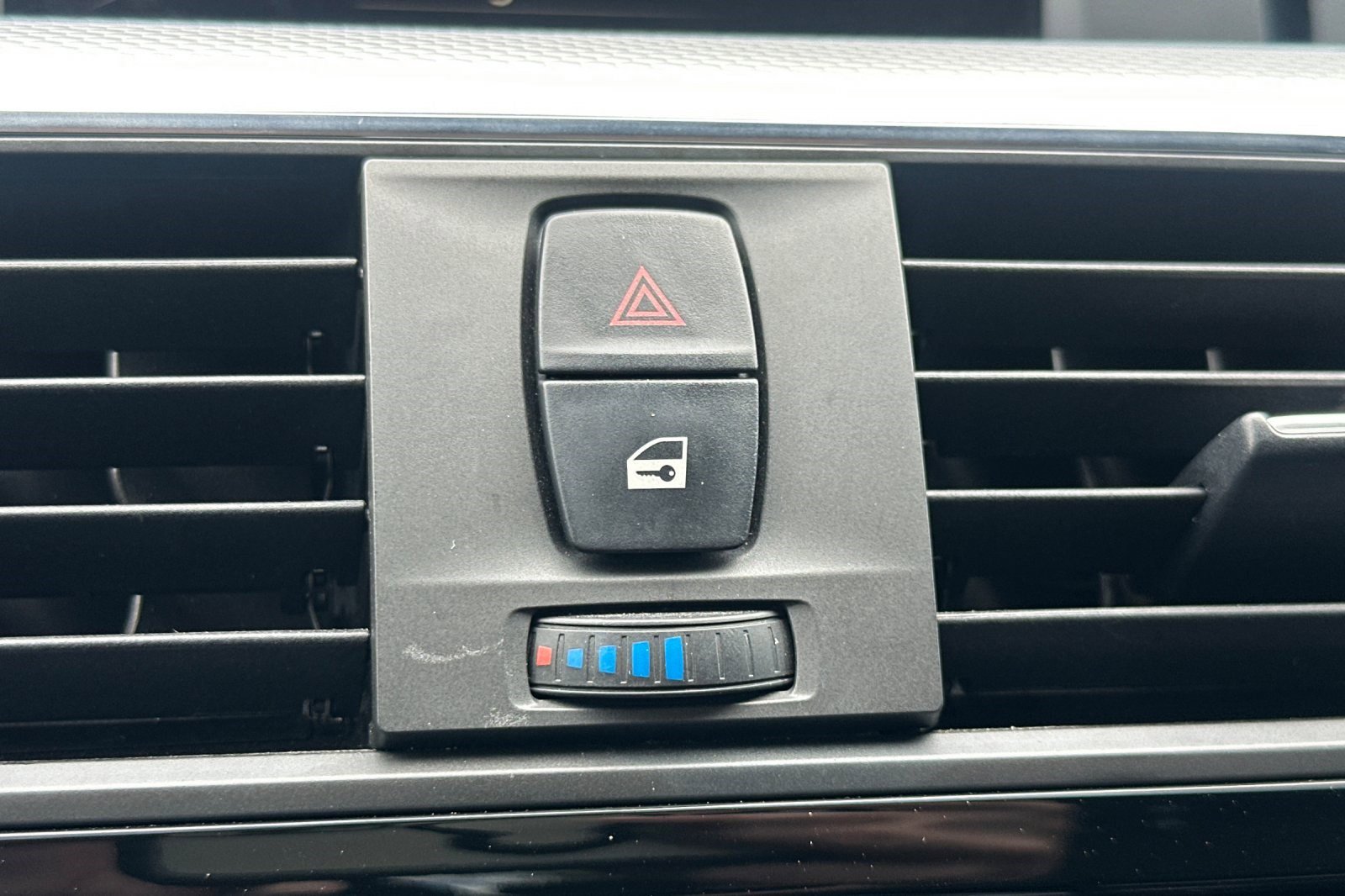 Used 2016 BMW 328i Sedan image 37