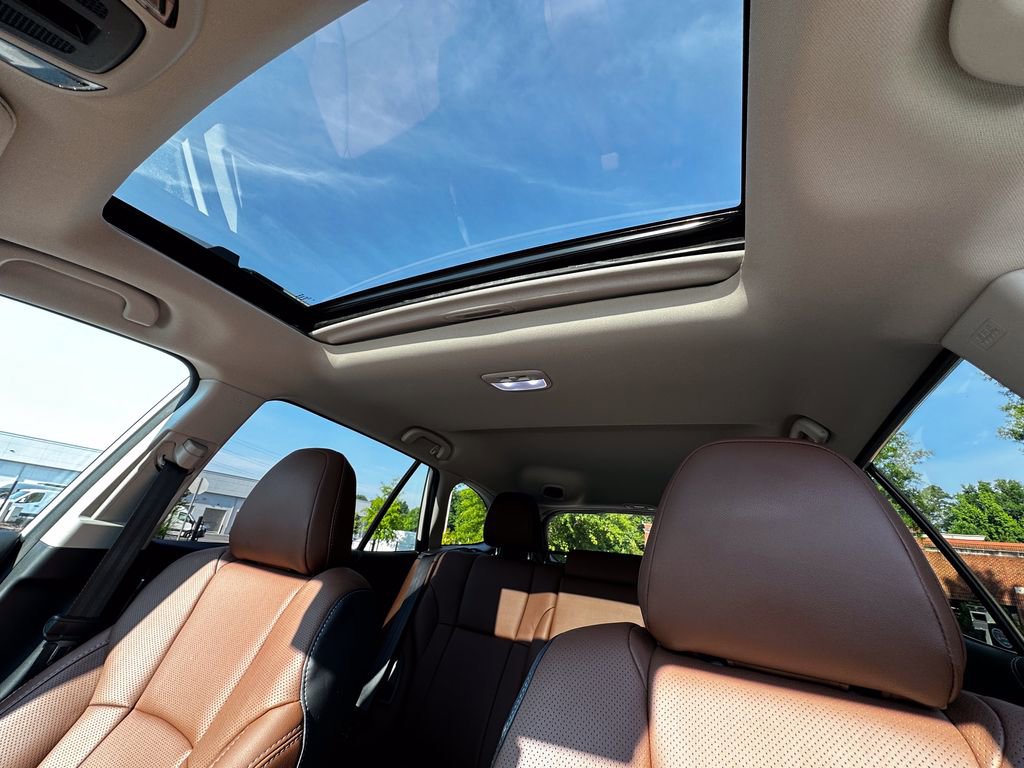 Used 2024 Subaru Outback Touring AWD/4WD image 34