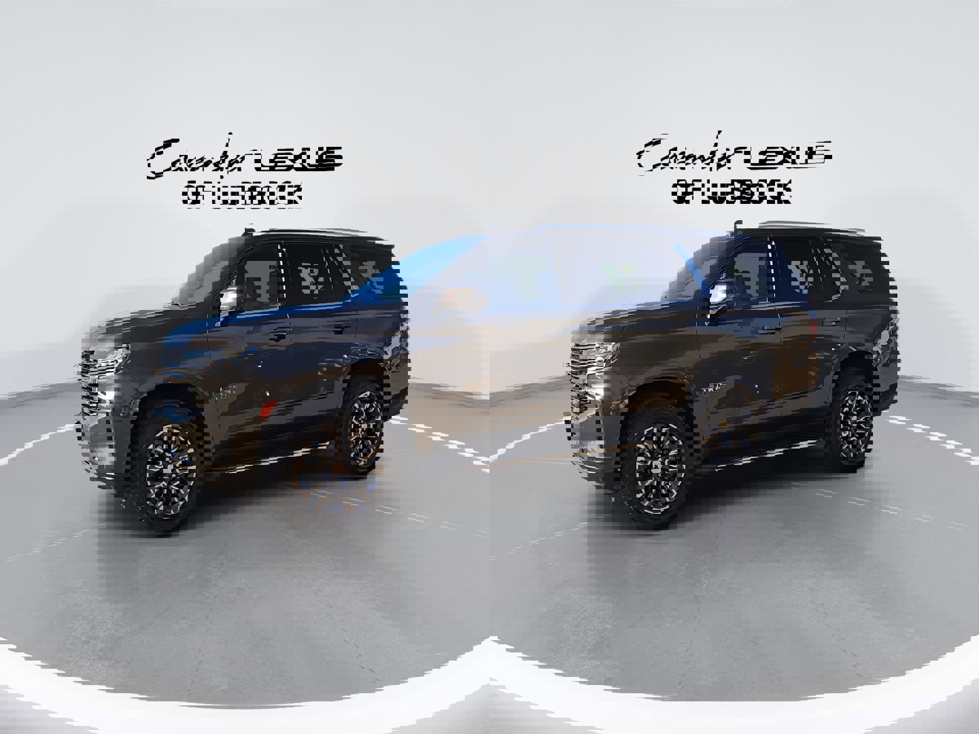 Used 2021 Chevrolet Tahoe LT w/ Luxury Package AWD/4WD image 5