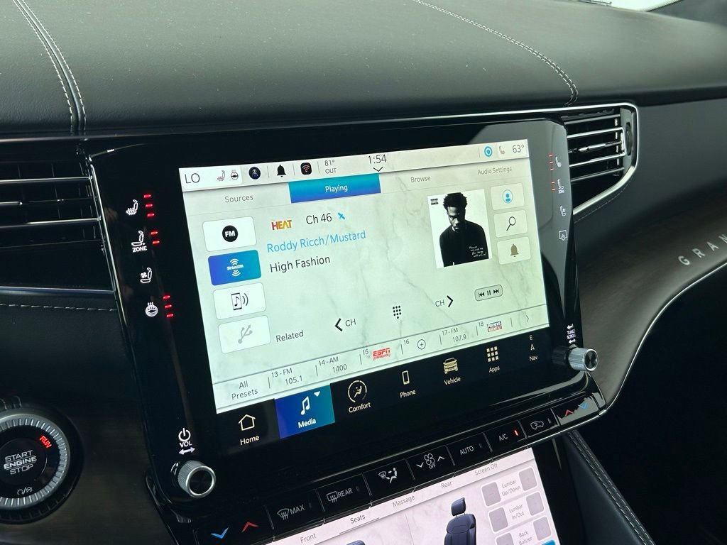 Used 2024 Jeep Grand Wagoneer L 4WD w/ HD Trailer Tow Package image 18