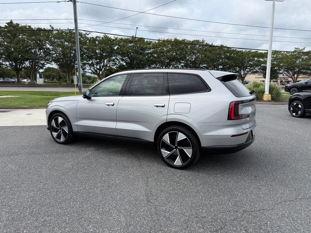 Used 2025 Volvo EX90 Ultra AWD/4WD image 3