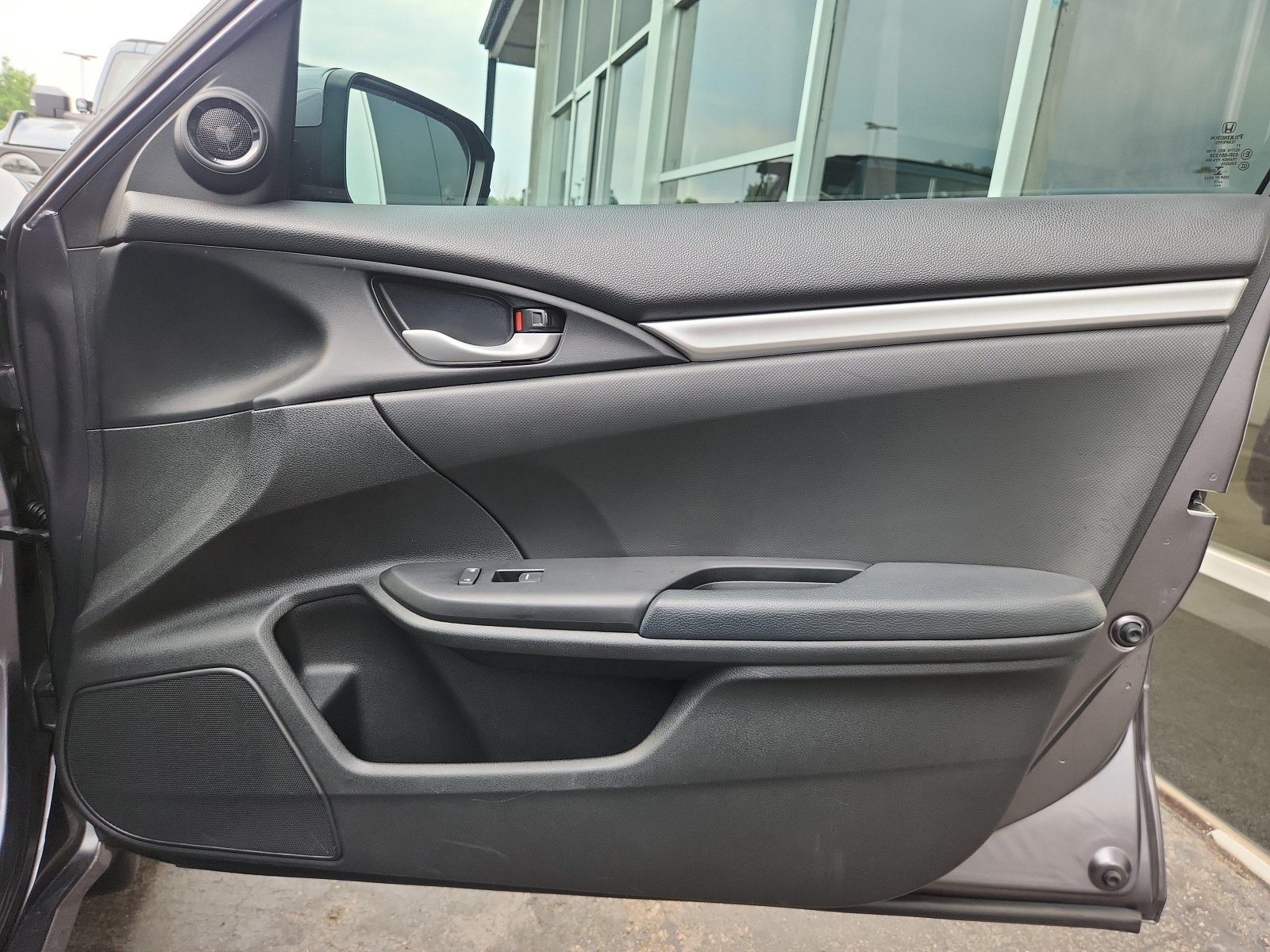 Used 2019 Honda Civic Sport image 25