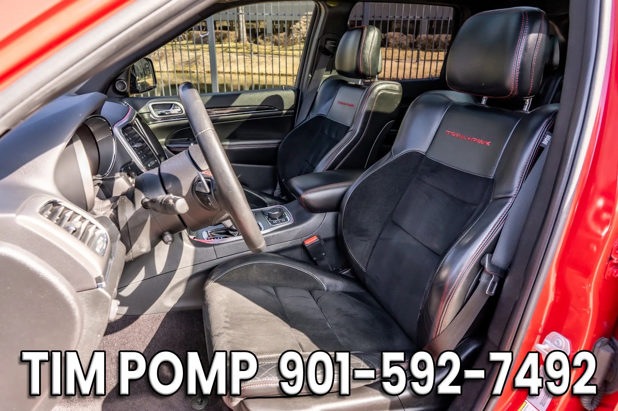 Used 2017 Jeep Grand Cherokee Trailhawk w/ Trailhawk Luxury Group image 11