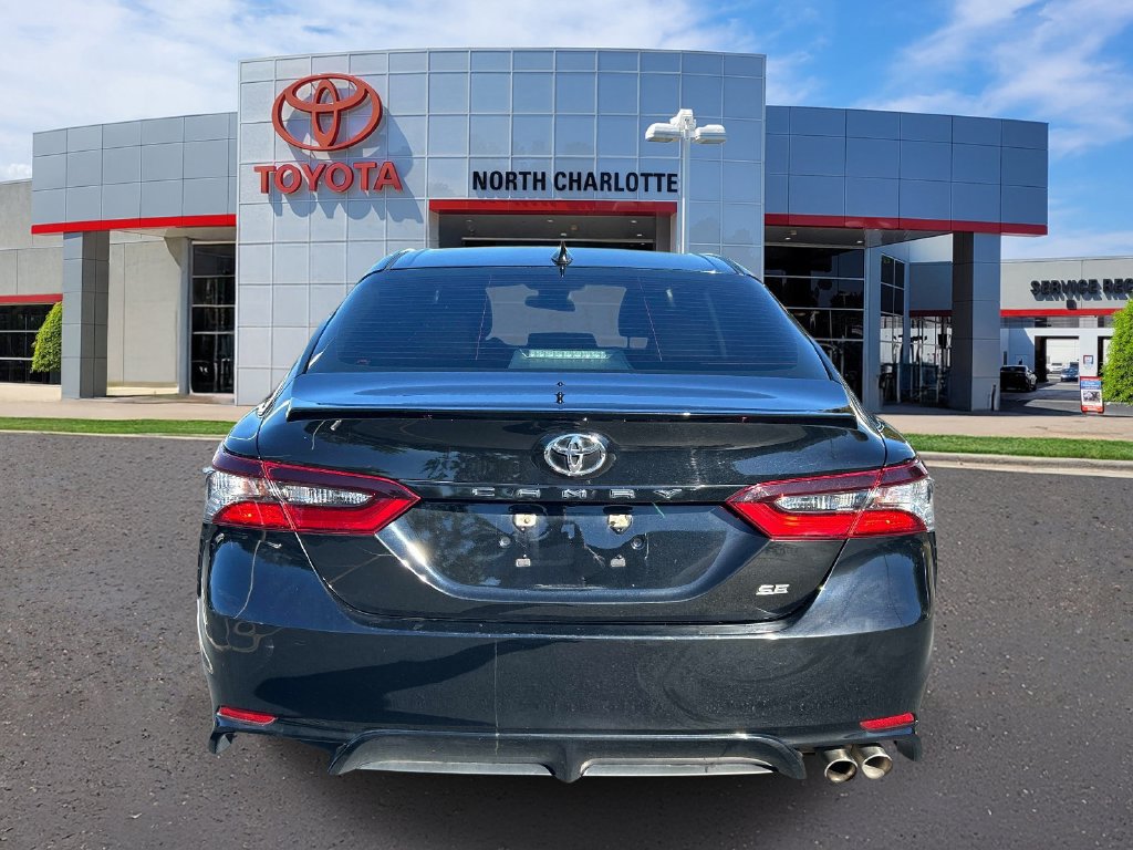 Used 2021 Toyota Camry SE FWD image 7