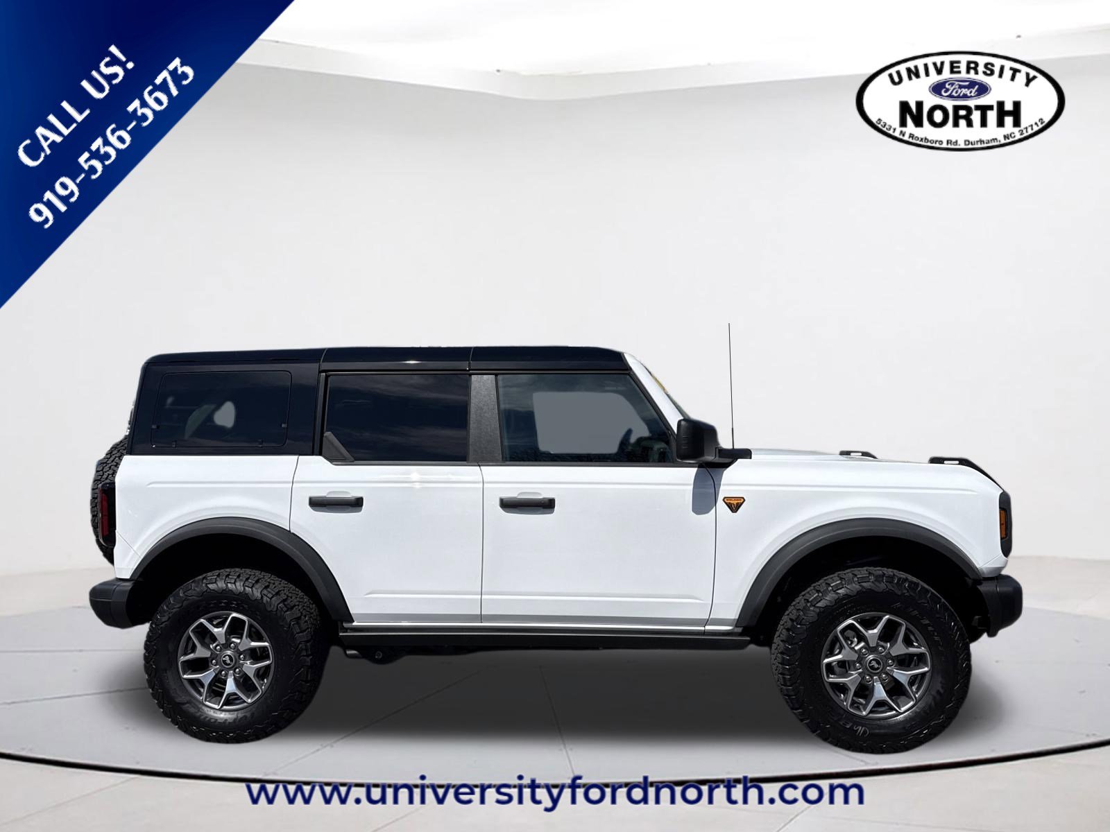 Used 2025 Ford Bronco Badlands image 8