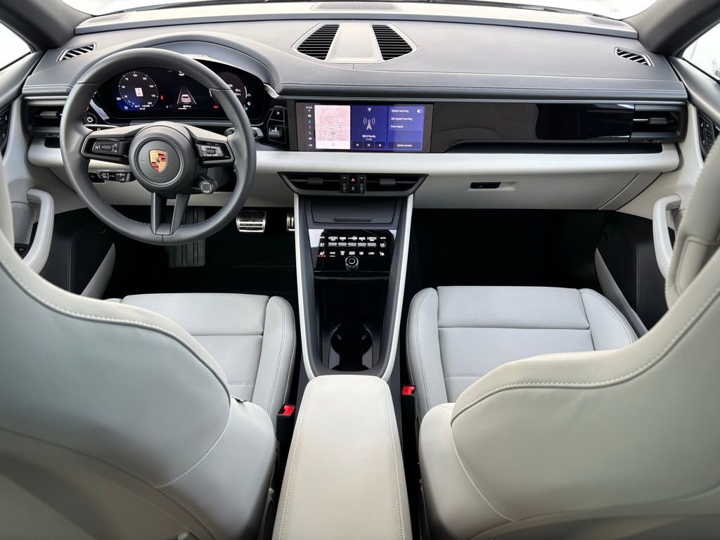 New 2025 Porsche Macan 4S Electric image 24