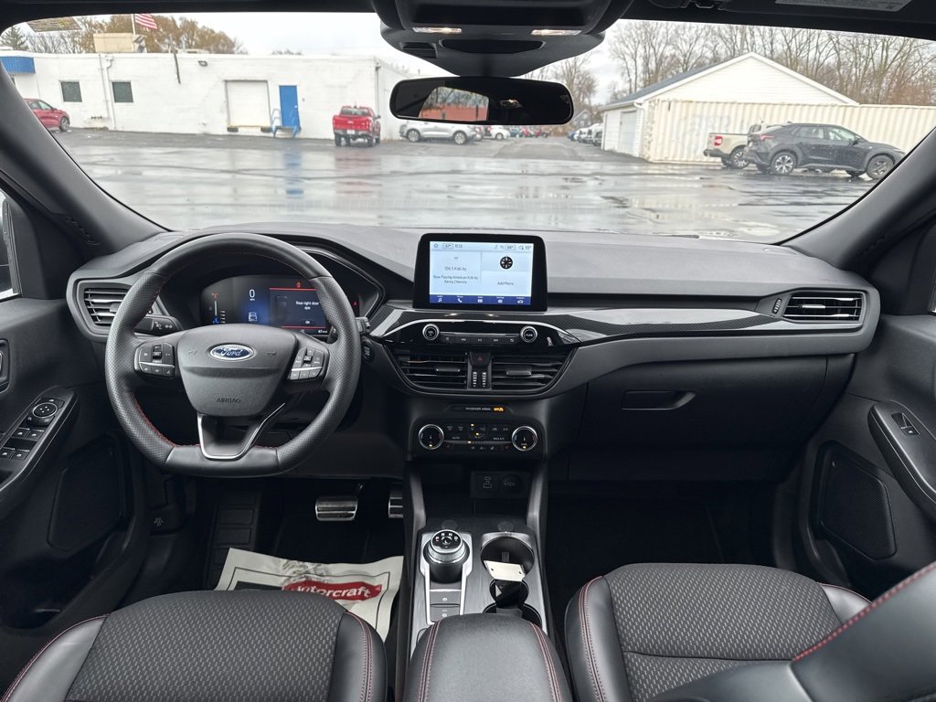 Used 2023 Ford Escape ST-Line image 14