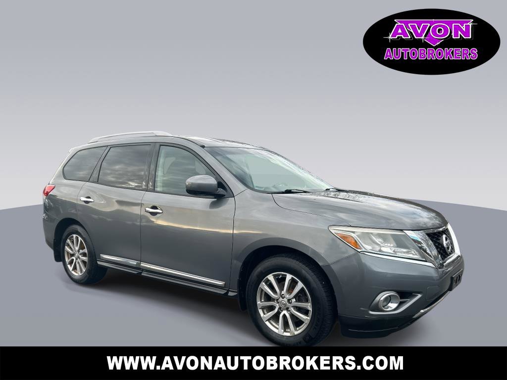 Used 2015 Nissan Pathfinder SL image 1