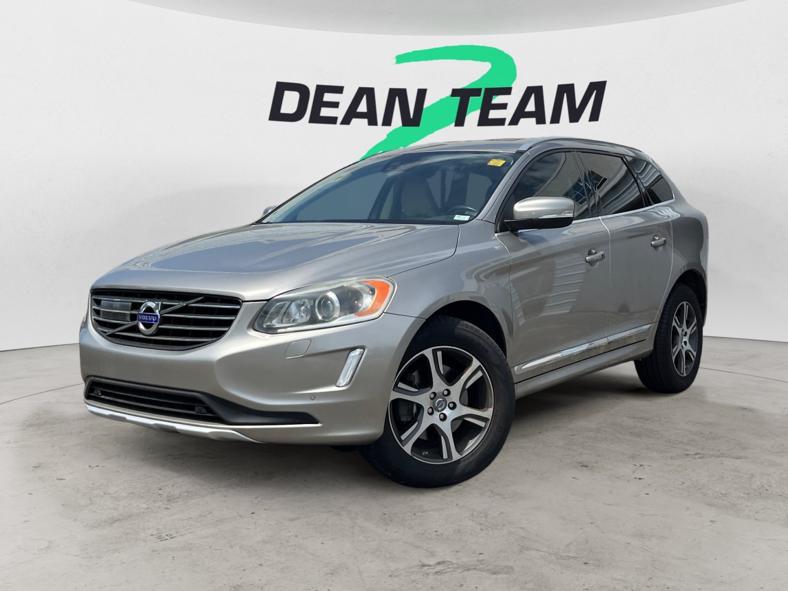 Used 2015 Volvo XC60 T6 Platinum AWD/4WD image 3