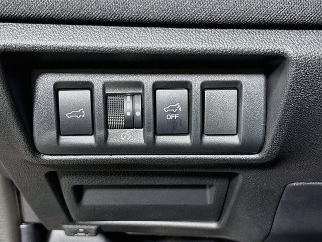 Certified 2025 Subaru Outback Premium AWD/4WD image 12