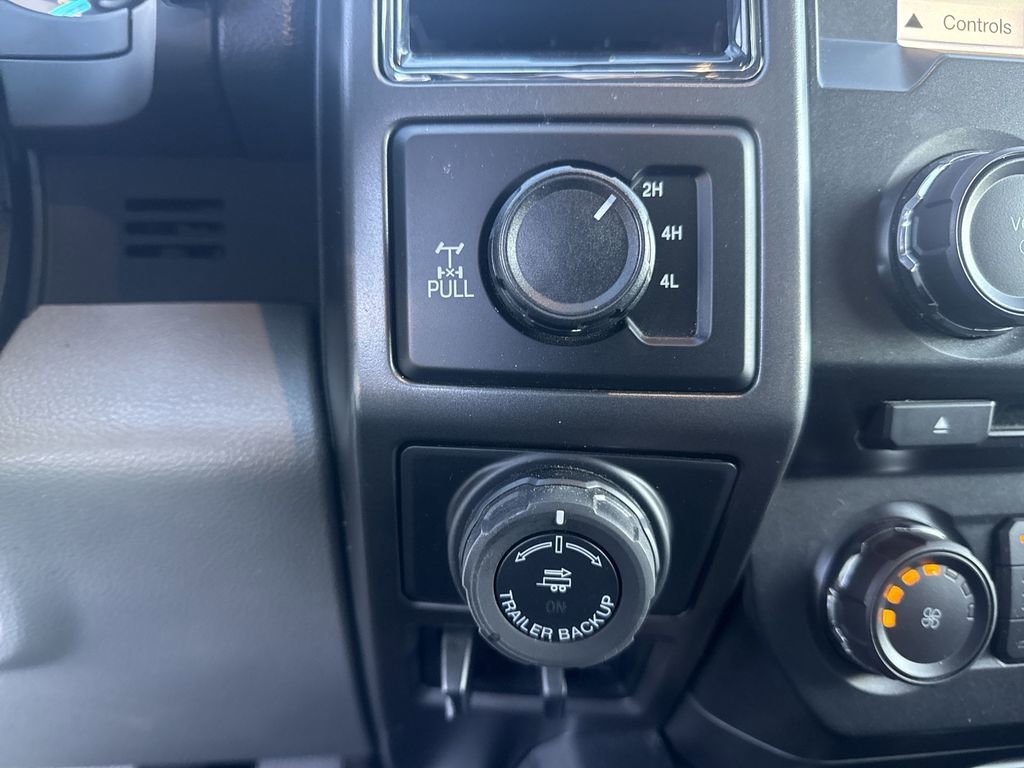Used 2018 Ford F150 XLT w/ Equipment Group 302A Luxury AWD/4WD image 28