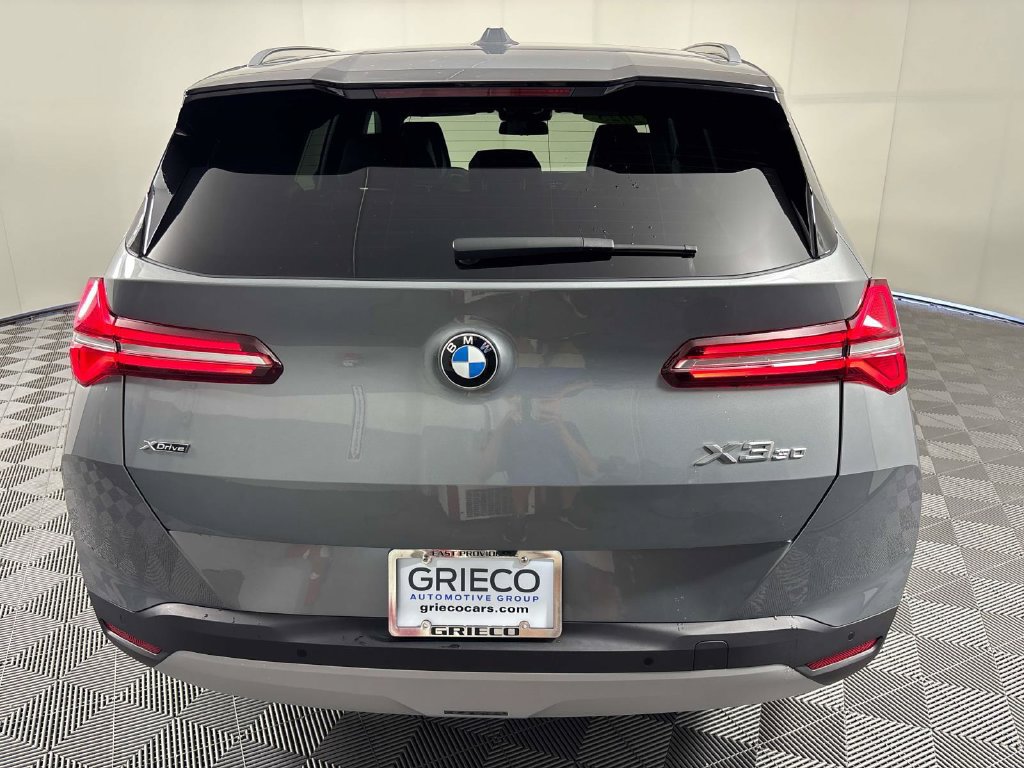 Used 2025 BMW X3 xDrive30i w/ Convenience Package AWD/4WD image 5