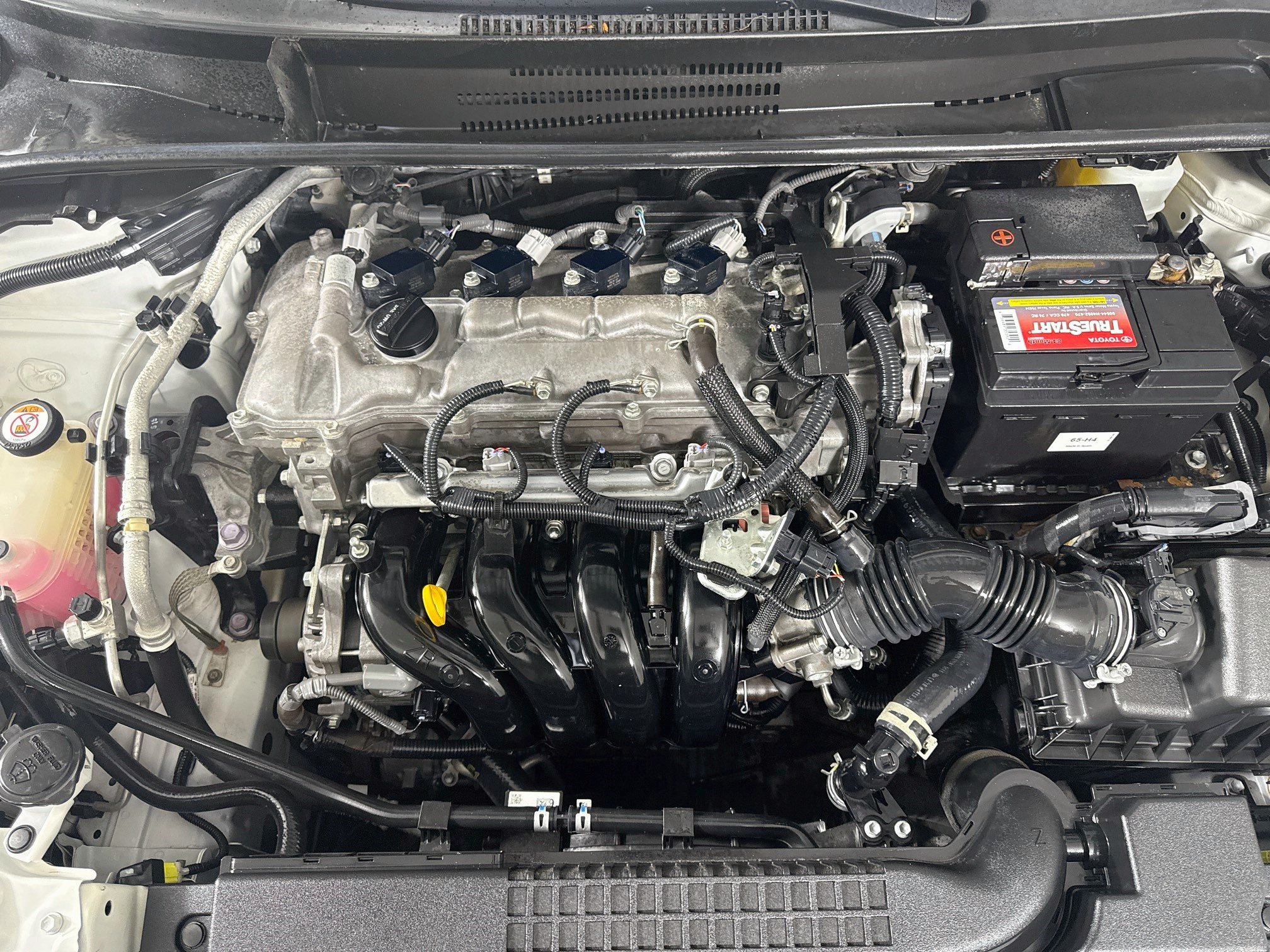 Used 2021 Toyota Corolla LE w/ LE Convenience Package FWD image 39