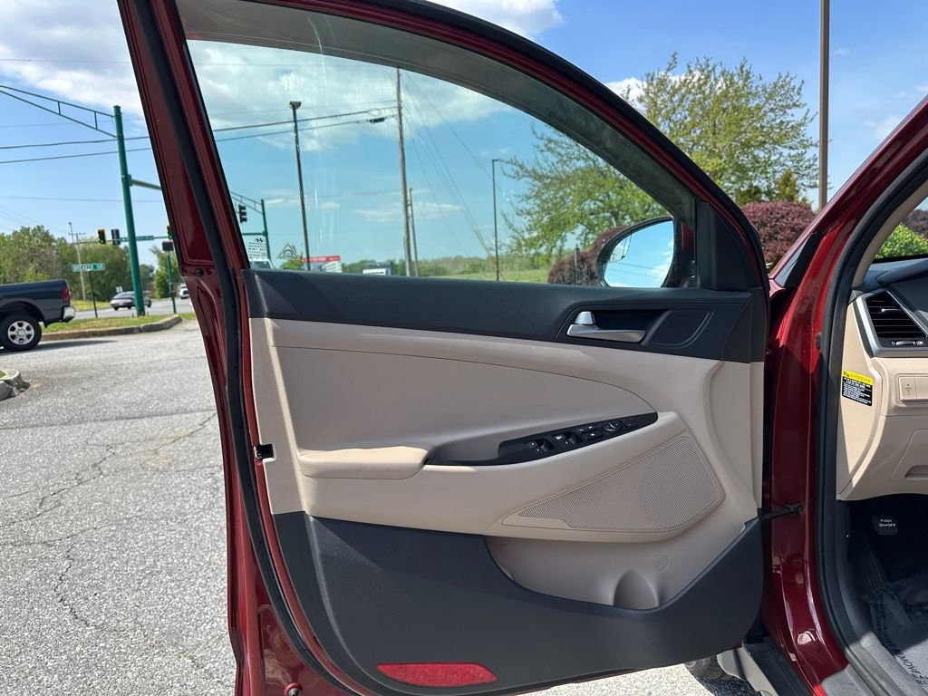 Used 2018 Hyundai Tucson SE AWD/4WD image 26