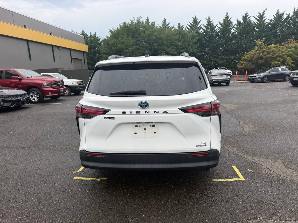 Used 2022 Toyota Sienna LE FWD image 7
