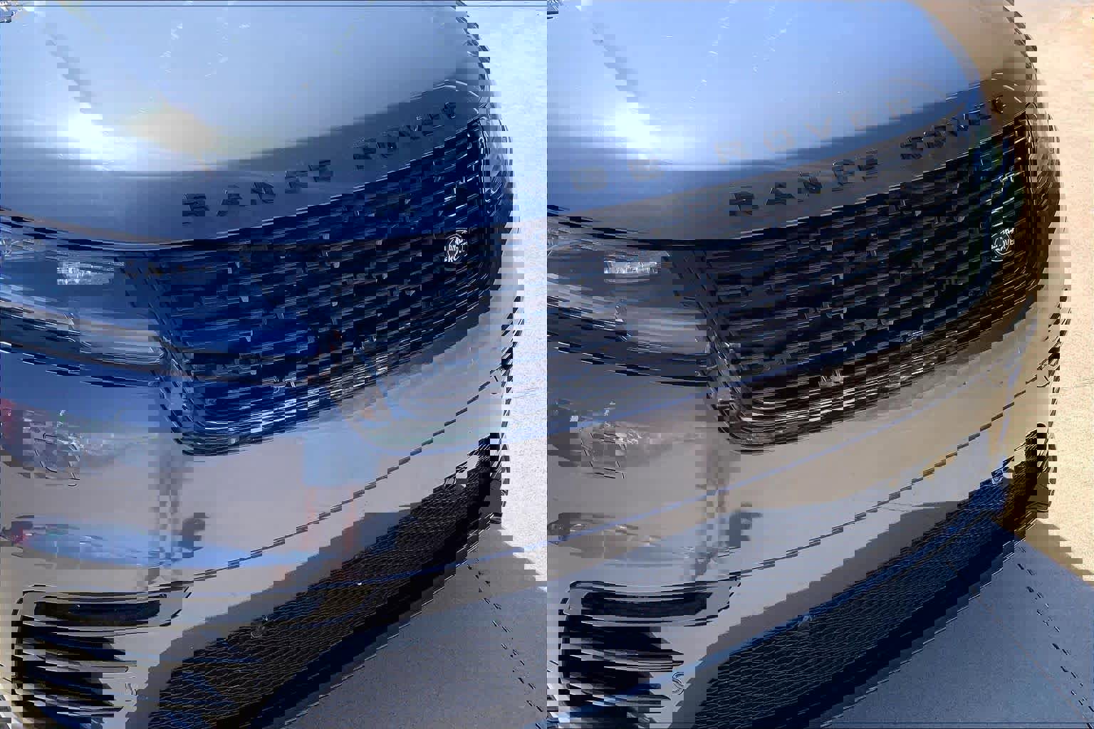 Used 2025 Land Rover Range Rover Velar Dynamic SE image 28