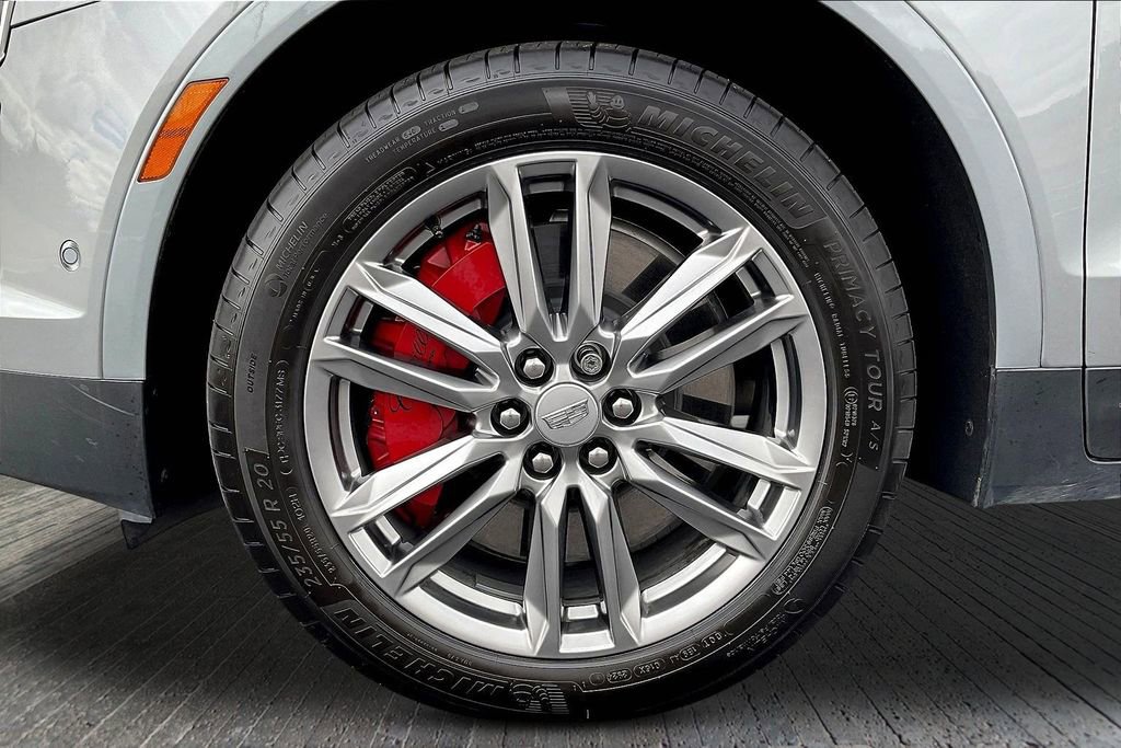 Used 2025 Cadillac XT5 Sportv w/ Technology Package AWD/4WD image 32