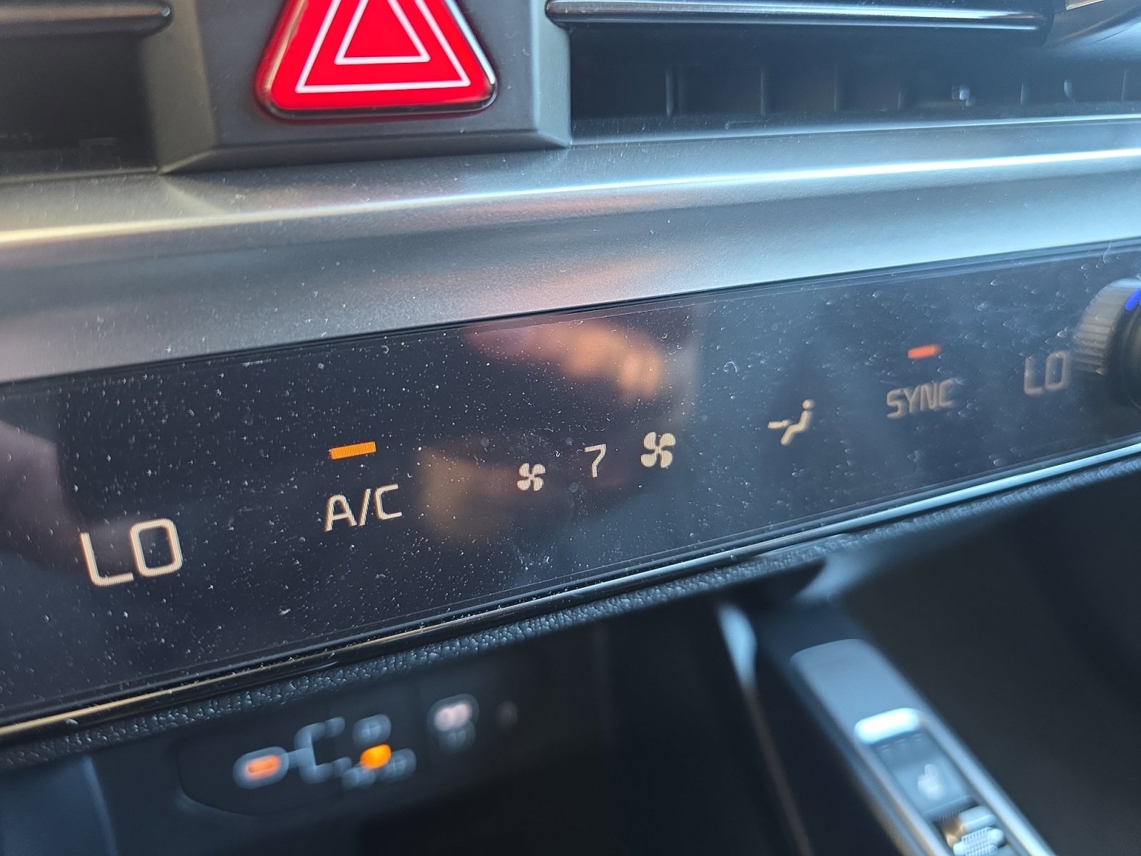 Certified 2025 Kia Sorento S image 16