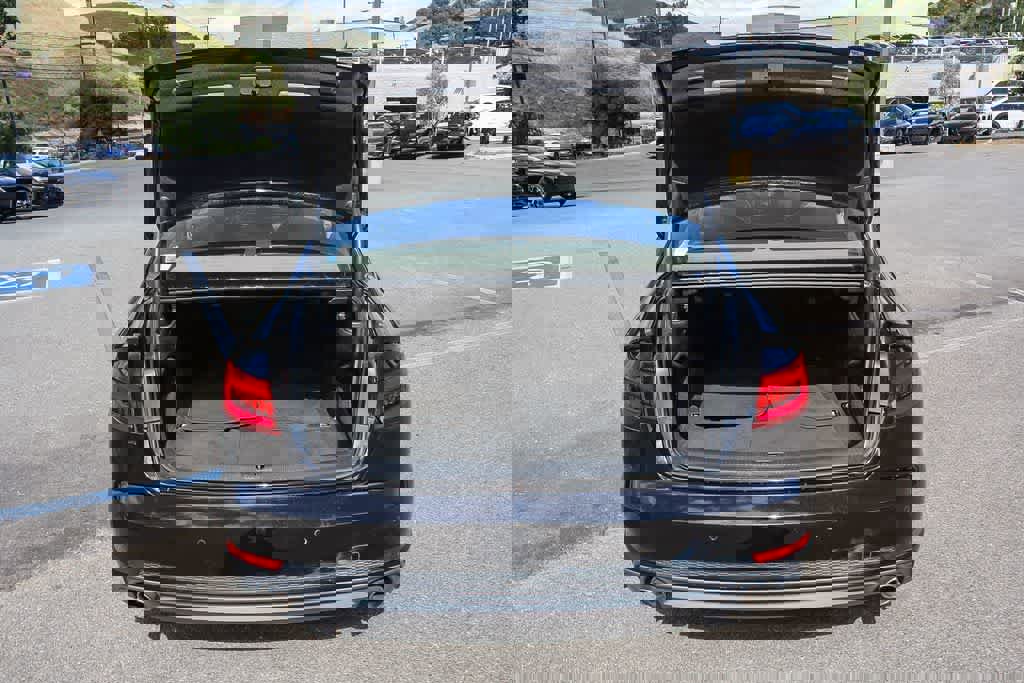 Used 2017 Audi A4 2.0T Premium Plus w/ Premium Plus Package image 21