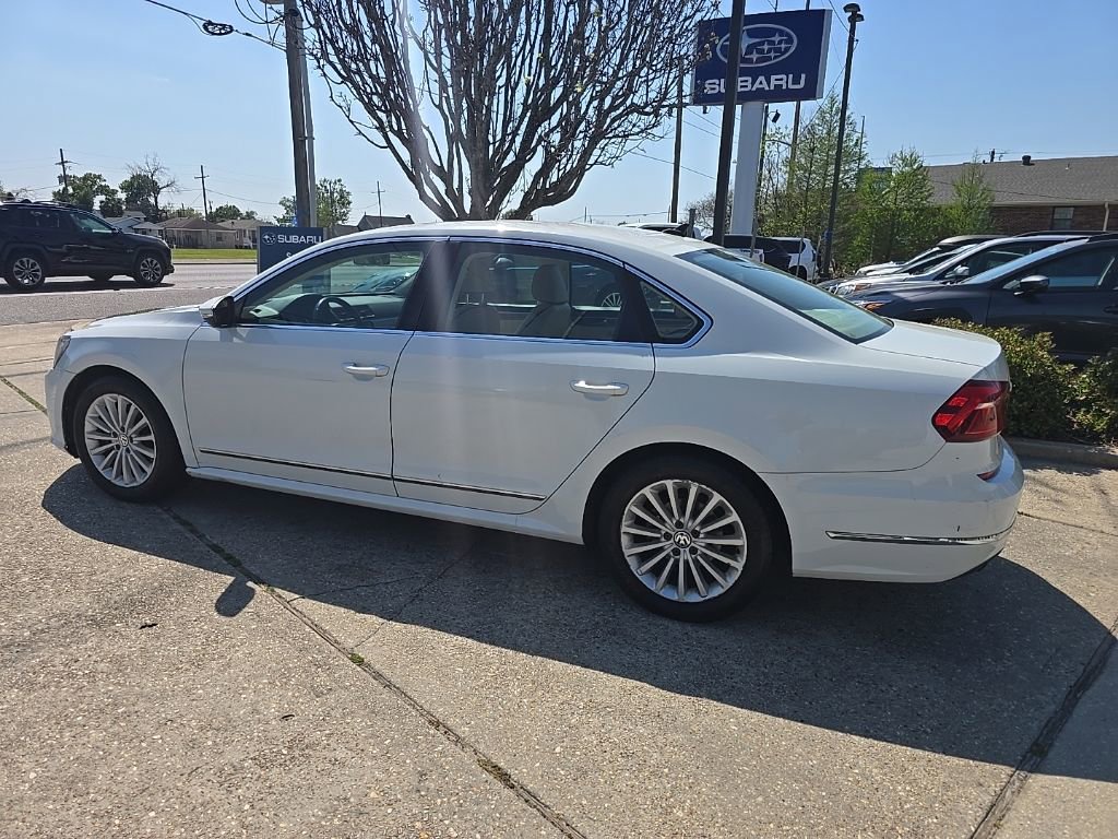 Used 2017 Volkswagen Passat 1.8T SE image 8